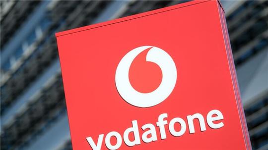 Vodafone will in den kommenden zehn Jahren 1,37 Mrd. Euro in die Dienste investieren, die gemeinsam mit Microsoft entwickelt würden.