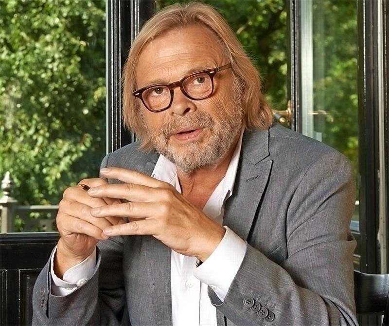 Volker Lechtenbrink ist der Mentor. Oliver Fantitsch