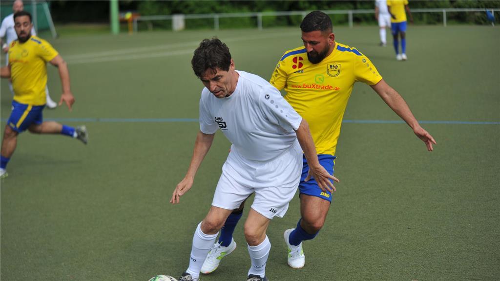 Volker Pickenpack stand nach 30 Jahren wieder auf dem Platz.