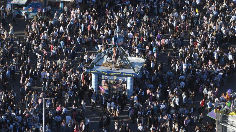 Sonnig, fröhlich, entspannt: Eine fast perfekte Wiesn Voll, voller, Oktoberfest.