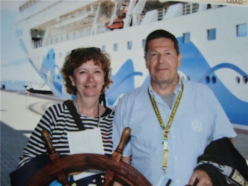 Voller Vorfreude auf die Kreuzfahrt von den Seychellen nach Kreta : Klaudia und Axel Panknier mussten vorzeitig von Bord der AIDAblu.