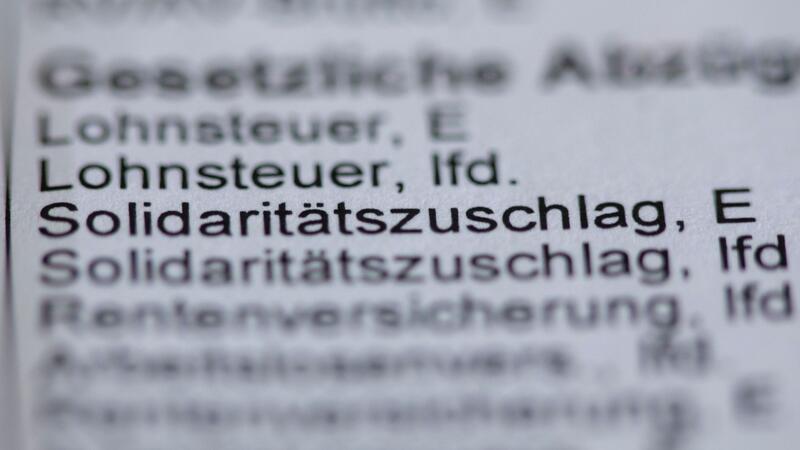 Steuerzahlerbund fordert Komplett-Abschaffung des Soli „Vollständige Abschaffung des Solidaritätszuschlags oder eine Senkung des Körperschaftsteuersatzes wären wichtige Entlastungssignale.“