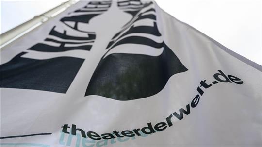 Vom 18. Juni bis 5. Juli ist Chemnitz Gastgeber des Festivals „Theater der Welt“. Dazu werden mehr als 30 Produktionen verschiedener Genre gezeigt. 