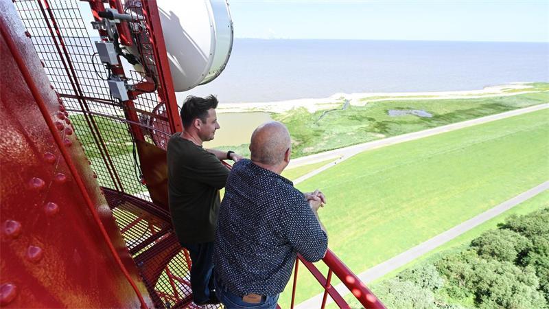 Ostfrieslands „Eiffelturm“: Der höchste deutsche Leuchtturm? Vom Turmhaus bietet sich ein weiter Rundumblick.
