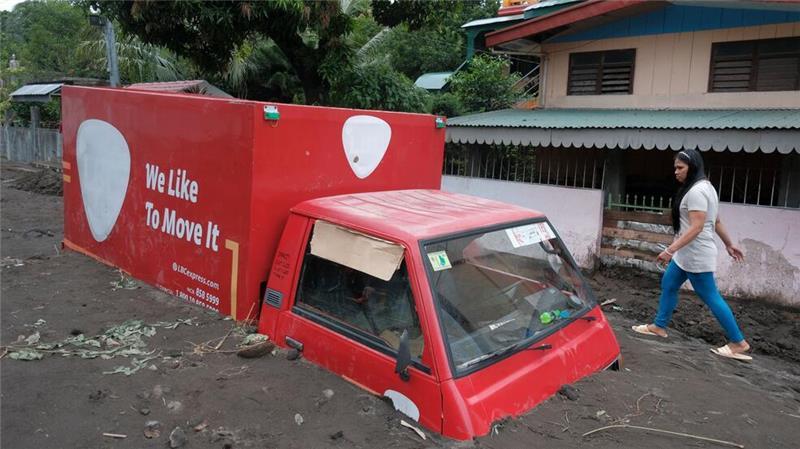 Tropensturm „Trami“: Mehr als 20 Tote auf den Philippinen Vom Vulkan Mayon gingen Schlammlawinen nieder.