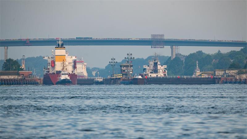 Sportboote: Das ändert sich für Skipper auf dem Nord-Ostsee-Kanal Vom kommenden Jahr an müssen Sportboote auf dem Nord-Ostsee-Kanal keine Nutzungsgebühr mehr bezahlen. (Symbolbild)