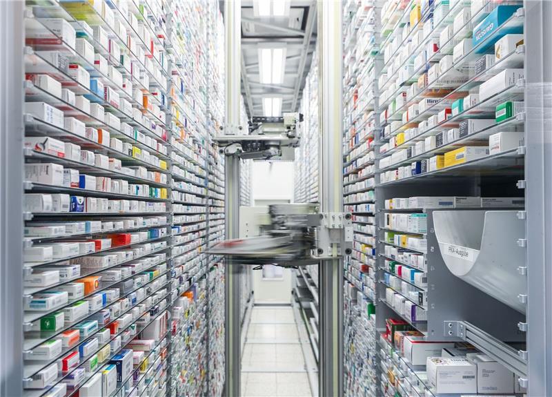 Von Lieferengpässen für bestimmte Medikamente sind laut Apothekerverband immer noch täglich rund 1,5 Millionen Menschen in Deutschland betroffen. Foto: dpa