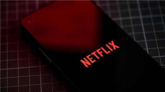 Von Netflix kommt künftig mehr Videomaterial im Vertikal-Format. (Archivbild)