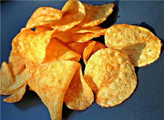 Vor 166 Jahren soll in Saratoga Springs in den USA die Geburtsstunde der so lecker süchtig machenden Kartoffelchips geschlagen haben.