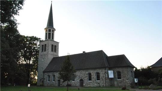 Vor 50 Jahren soll es zu Missbrauch in der Kirchengemeinde Elsdorf gekommen sein, die Kirche ist nun mit der Aufarbeitung beschäftigt.