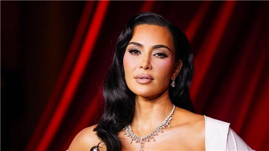 Vor Gericht in Paris wird Kim Kardashian den Männern gegenüberstehen, die nach Überzeugung der Anklage für den Überfall auf sie in einem Pariser Hotel 2016 verantwortlich sind. (Archivbild) 