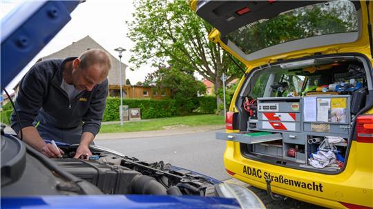 Vor allem die Autobatterie sorgte laut ADAC für Einsätze, sowohl bei Verbrennern als auch bei E-Autos. (Symbolbild)