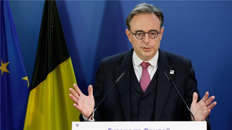 EU sichert Ukraine-Finanzierung bis Ende 2027 Vor allem die Ukraine habe bei dem Gipfel gewonnen, sagt Belgiens Premierminister Bart De Wever.