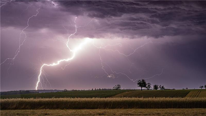Vor allem im Osten Deutschlands drohen weitere Gewitter.