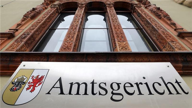 Vor dem Amtsgericht in Wismar waren zwei Jugendliche am Dienstag verurteilt worden. (Symbolbild)