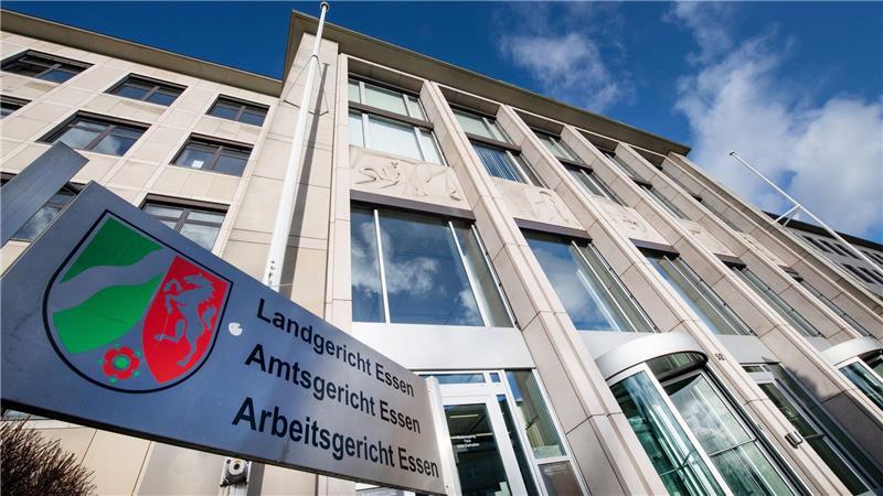 Vor dem Landgericht Essen haben die ersten Zivilprozesse um den Einbruch in die Sparkasse Gelsenkirchen über Weihnachten 2025 begonnen. (Archivbild)