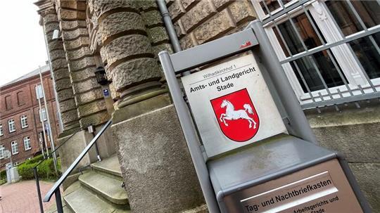 Vor dem Landgericht Stade fiel jetzt im Raubprozess das Urteil gegen eine 33-jährige Bremerin.