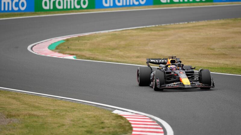 Eine fast aussichtslose Jagd: Wer kann Verstappen stoppen? Vor dem vierten Saisonlauf führt Max Verstappen in der WM-Wertung mit 51 Punkten nur knapp vor Charles Leclerc und Sergio Peréz.
