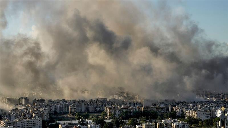 Schwere Angriffe vor erwarteter Waffenruhe im Libanon Vor der für den Abend erwarteten Waffenruhe flog Israel noch schwere Angriffe auf den Libanon.