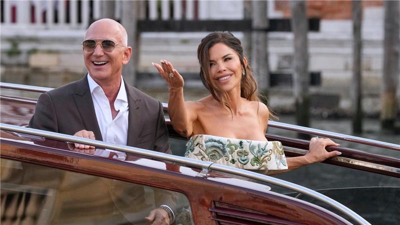 Dua Lipa und Callum Turner feiern Hochzeit Vor einem Jahr heirateten Amazon-Milliardär Jeff Bezos und Laura Sánchez in Venedig. (Archivbild)