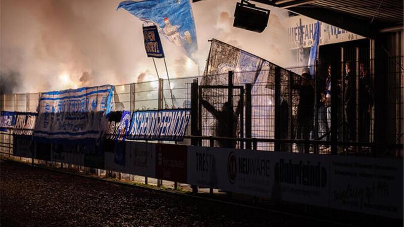 Packende Partie vor Rekordkulisse: Meppen besiegt Oldenburg Vor einer Saison-Rekordkulisse hat der SV Meppen seinen Weg an die Tabellenspitze der Regionalliga Nord fortgesetzt.