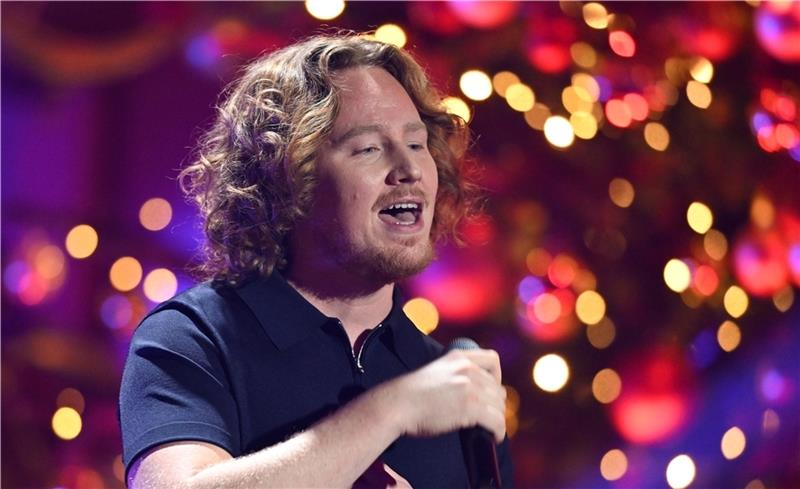 Wie Michael Schulte die Chancen von Lord of the Lost einschätzt Vor fünf Jahren stand er selbst im ESC-Finale, heute ist er als Zuschauer dabei: Michael Schulte, hier während der José Carreras Gala in Leipzig im Dezember 2022. Foto: Hendrik Schmidt/dpa