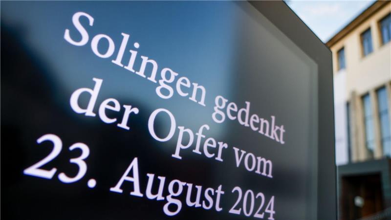 Vor mehr als einem Jahr stach der Mann auf seine Opfer ein. (Archivbild)