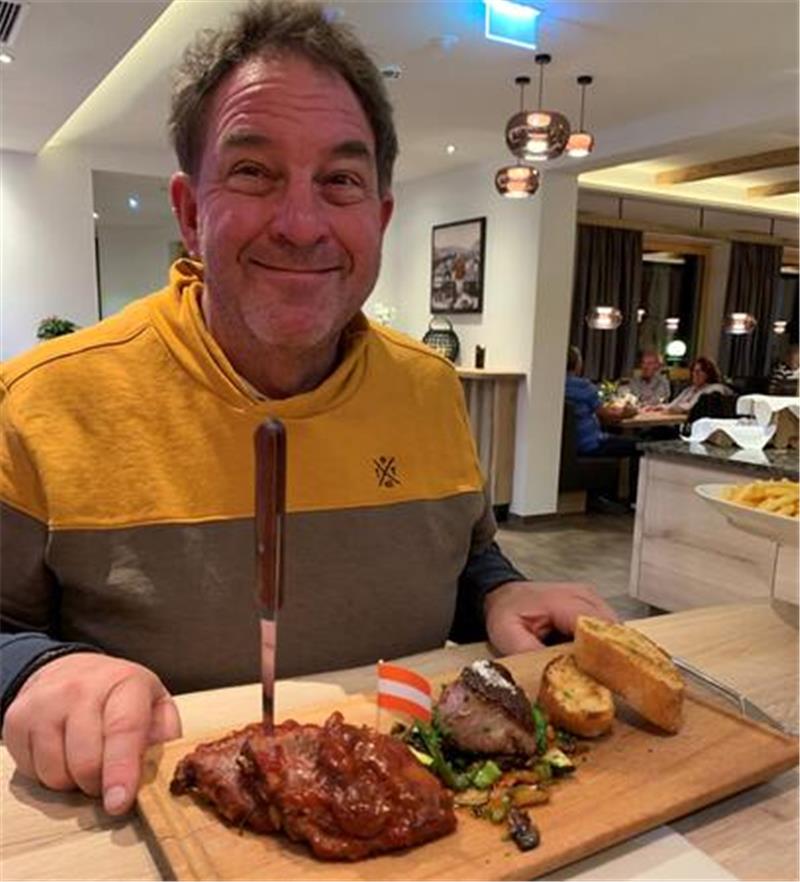 Vor seinem Schlaganfall war Jack gern mit seinen zahlreichen Freunden unterwegs.