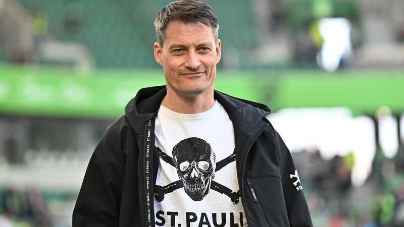 Vor wichtigem Spiel im Abstiegskampf: FC St. Paulis Trainer Alexander Blessin.