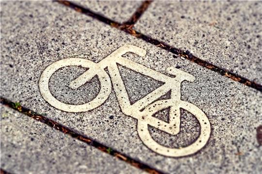 Vorfahrt fürs Fahrrad: Das in Goslar bislang eher stiefmütterlich behandelte Fortbewegungsmittel soll künftig in den Planungen der Bau-Strategen eine größere Rolle spielen.  Symbolfoto: Pixabay