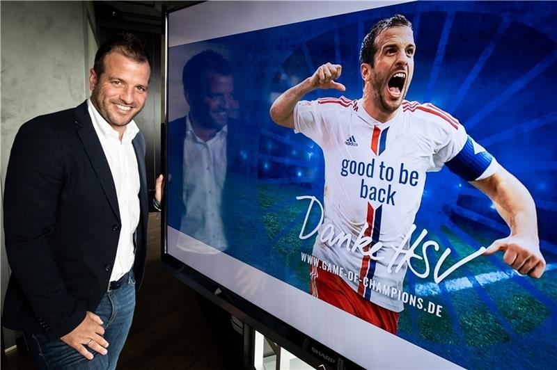 Vorfreude: Ex-HSV-Profi Rafael van der Vaart will am 13. Oktober in Hamburg sein Abschiedsspiel geben und hat dazu viele seiner ehemaligen Kollegen und Trainer eingeladen. „Wir wollen einfach ein großes Fest feiern.“ Foto: Christian Charisi