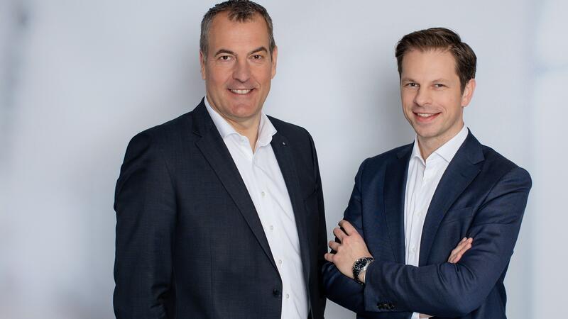 Vorstandsvorsitzender Andreas Sommer (links) und Vorstandsmitglied Frederik Schröder (rechts).