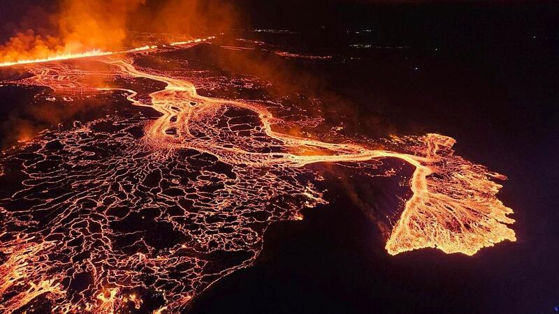 Vier Kilometer langer Riss - Neuer Vulkanausbruch auf Island Vulkanausbrüche sind auf Island keine Seltenheit, liefern aber immer wieder spektakuläre Bilder.