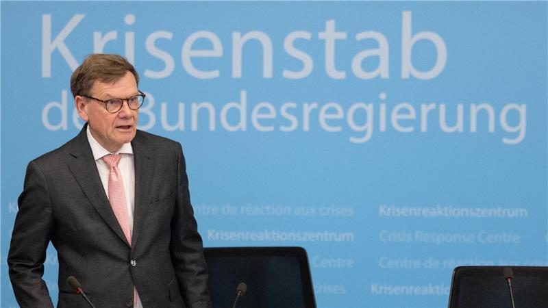 Wadephul bei der Sichtung des Krisenstabes der Bundesregierung im Auswärtigen Amt.