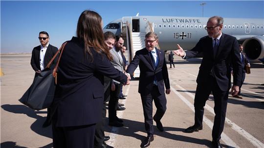 Wadephul reist als Außenminister erstmals nach Syrien. 