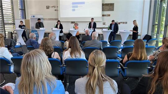Während der Podiumsdiskussion bei der IHK wurde eins schnell klar: Europa ist ein komplexes Thema.