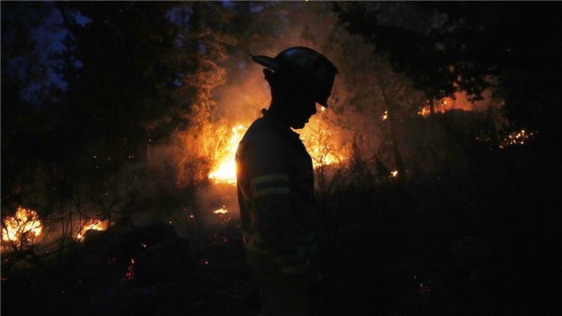 Brände bei Jerusalem laut Feuerwehr unter Kontrolle Waldbrände bei Jerusalem.
