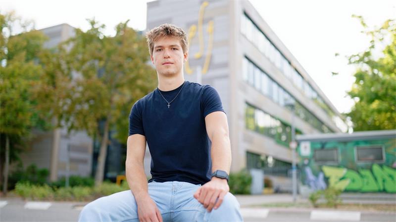 Klage wegen Stundenausfall: Ex-Abiturient verliert Prozess Walks Mutter zählte 405 ausgefallene Unterrichtsstunden. (Archivbild)