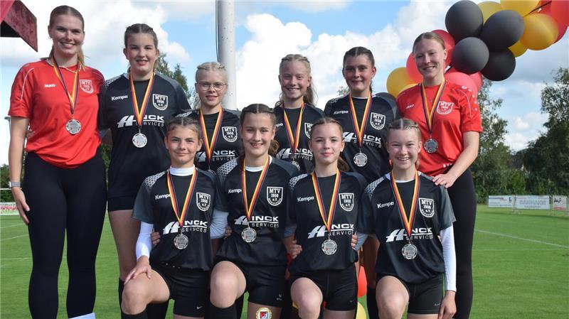 Wangersens Mädchen sind deutscher Vizemeister.