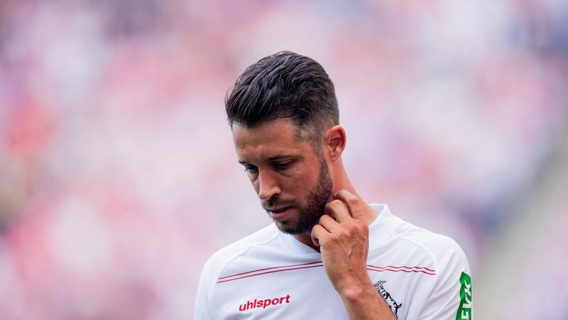Keller über Gerüchte zu Uths Karriere-Ende: „Weit davon weg“ Wann Mark Uth wieder auf dem Platz stehen kann, ist offen.