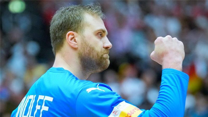 Dank Wolff: Handballer mit Zittersieg gegen die Schweiz War ein zuverlässiger Rückhalt der DHB-Auswahl: Torwart Andreas Wolff.
