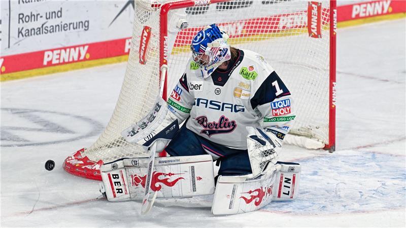 War immer wieder zur Stelle: Eisbären-Keeper Jonas Stettmer.