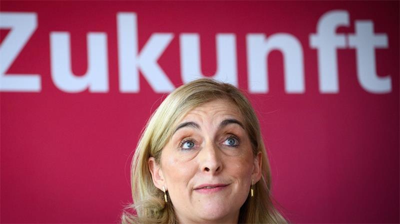 Merz baut Regierung und CDU-Führung um Warken wird die erste Frau der Union im Koalitionsausschuss sein.