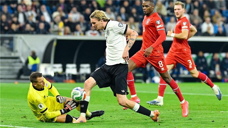 Leichter Sieg nach Rolle rückwärts: DFB-Team jetzt Spitze Wartet weiter auf sein erstes Tor im DFB-Trikot: Nick Woltemade.