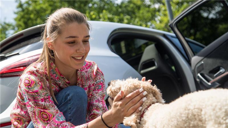 Warum überhaupt Urlaub mit Hund? Der Hund ist für viele ein vollwertiges Familienmitglied.