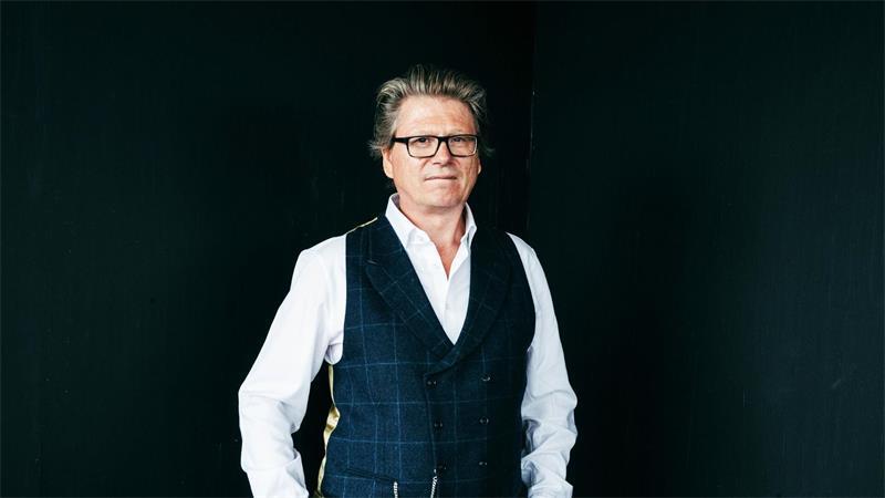 Heißes Votum im Norden – Island stimmt über EU-Kurs ab „Was die EU-Frage angeht, ist Island regelrecht in zwei Lager gespalten“, erklärt der isländische Politikprofessor Eiríkur Bergmann von der Bifröst-Universität.