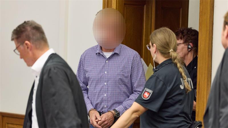 Landwirt gesteht Tötung von Frau - „Tut mir unfassbar leid“ „Was passiert ist, ist eine Katastrophe“, sagte der Angeklagte.