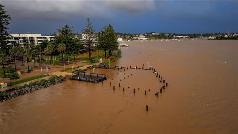 Wasser so weit das Auge reicht: Das Hochwasser an der Ostküste ist verheerend.