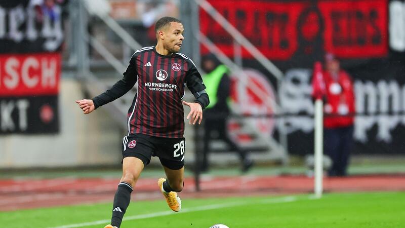1. FC Nürnberg holt Stürmer Serra - Gyamerah nach Lautern Wechselt kurz vor dem Saisonstart vom FCN zum FCK: Jan Gyamerah.