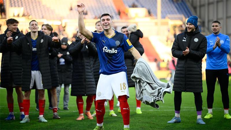 Wechselt zurück in die Heimat: Holstein-Kiel-Stürmer Aldin Jakupovic. (Archivbild)